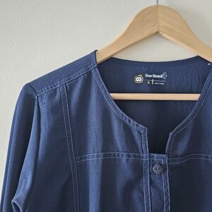 WonderWink Four Way Stretch Button Up Scrub Jacket - Women's Size Medium